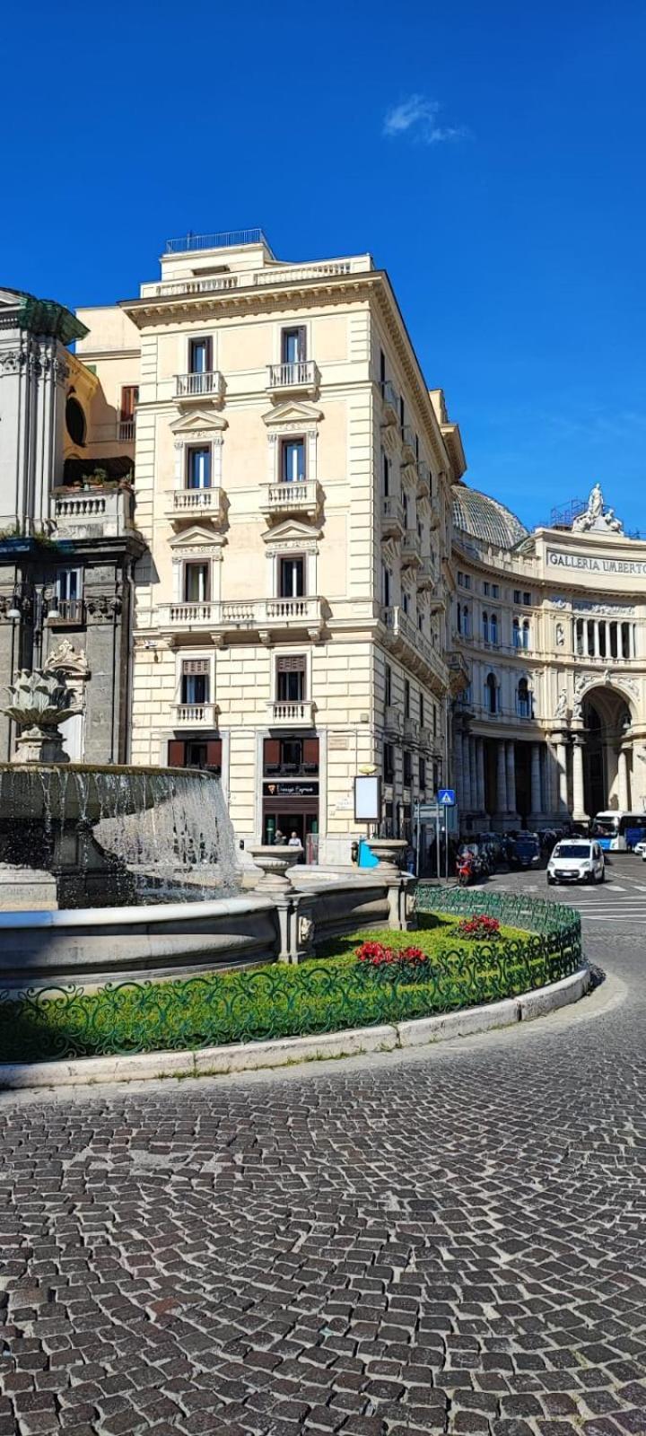 La Chicca Appartamento Intero Nei Quartieri Spagnoli Naples Exterior photo